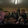Alex Garland es un cineasta genial hasta escogiendo canciones. Cómo abre y cierra ‘Warfare: Tiempo de guerra’ marca la película bélica más angustiosa de los últimos años