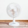 Con este truco casero y económico puedes convertir un simple ventilador en un aparato de aire acondicionado
