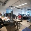 La jornada híbrida ha sido la zanahoria para que los empleados vuelvan a la oficina: resulta que está destruyendo la innovación