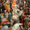 En la India hay ciudades que tienen 40ºC en la calle a las 10 de la mañana. Así que han empezado a vivir de noche