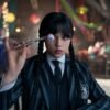 No se ha estrenado todavía la temporada 2 de ‘Miércoles’ y ya tenemos temporada 3 asegurada. Netflix acaba de renovar uno de sus mayores bombazos