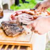 Estudios pagados por empresas cárnicas y más: los motivos por los que la carne roja es buena y mala a la vez