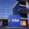 Intel acaba de confirmar uno de sus mayores repliegues en años: miles de despidos y adiós a fábricas en tres países