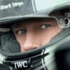 En ‘F1’ hay escenas en las que sientes que vas dentro de un monoplaza a 300km/h. La razón es sencilla: los actores estaban en el volante