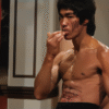 La razón por la que el cine de artes marciales proliferó en los años setenta es gracias a la muerte de su gran exponente: así nació la «Bruceplotación»