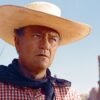 «Es un pedazo de mierda»: John Wayne humilló a Clint Eastwood por un western que tardó casi 40 años en rodarse y acabó siendo una película para televisión