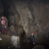 Si queremos saber cómo afectará el cambio climático a los Pirineos no hay que fijarse en el calor o en la nive. Hay que estudiar las cuevas