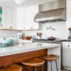 Fichamos en Leroy Merlin el suelo de estilo portugués perfecto para reformar la cocina sin obras