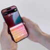Un año más, tenemos nuevos iPhone. Y un año más, Apple se queda atrás en IA generativa para móviles