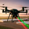 El método futurista de una prefectura japonesa para frenar la gripe aviar: drones con láser que patrullan granjas